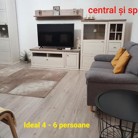 Mia Central Apart, 3 Rooms, 2 Baths, Afi Mall Brasov Ngoại thất bức ảnh